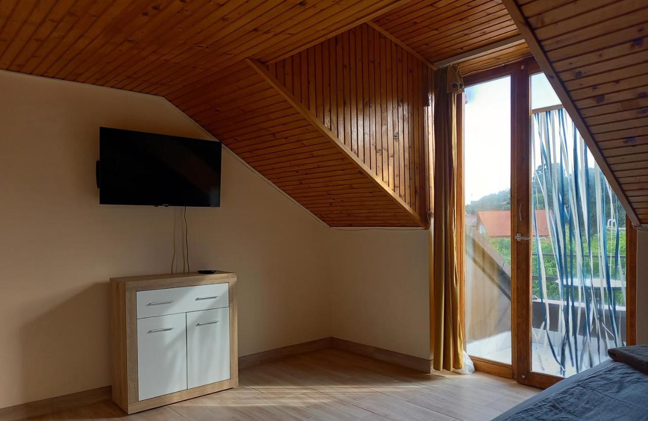 Balatonalmádi Malibu Apartment Balaton North מראה חיצוני תמונה