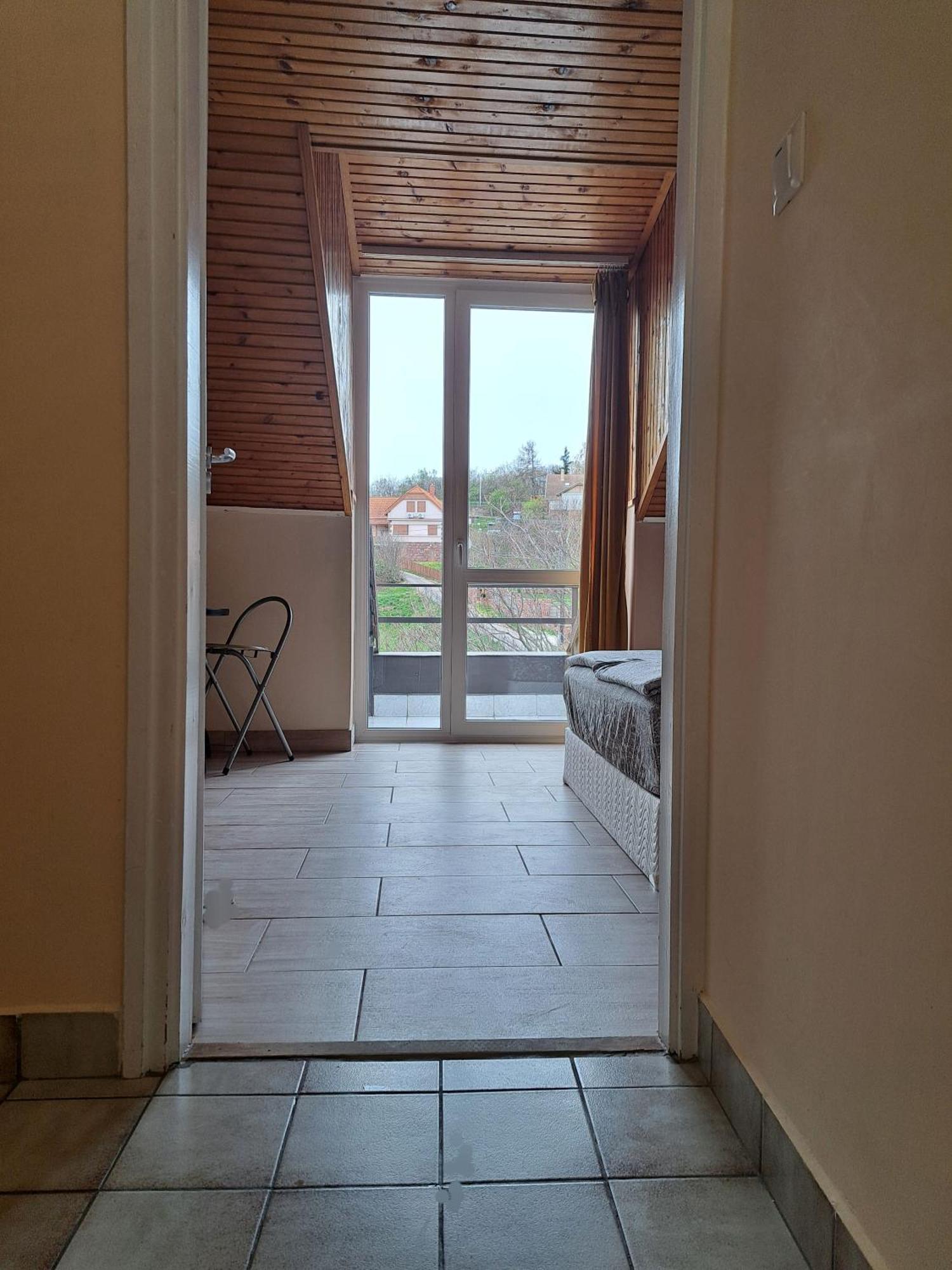 Balatonalmádi Malibu Apartment Balaton North מראה חיצוני תמונה